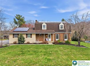 2205 Meadow Lane Dr, Easton, PA 18040