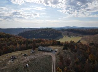 1907 Mystery Cave Rd, Marshall, AR 72650