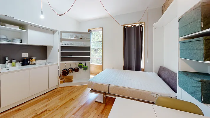 Rented by Bond New York | media 9