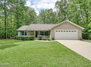 433 Blackfoot Dr, Crossville, TN 38572