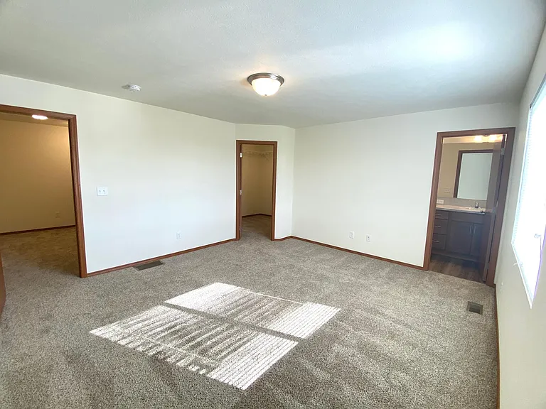 2311 N Bessie Rd — Photo 12