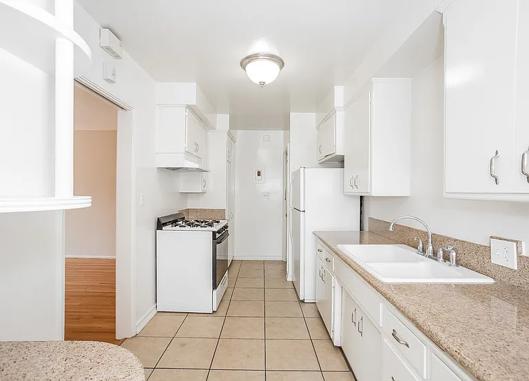 5 W Pine St #5 — Photo 13
