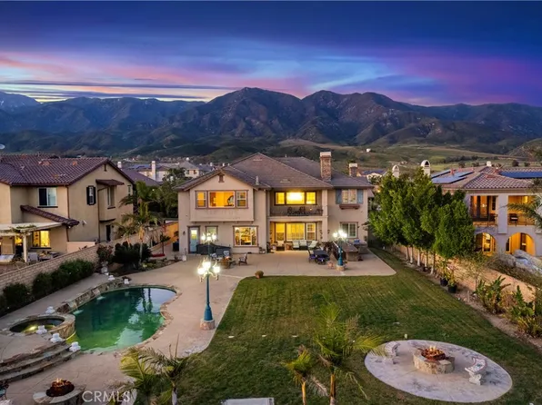 13761 Breeders Cup Dr, Etiwanda, CA 91739