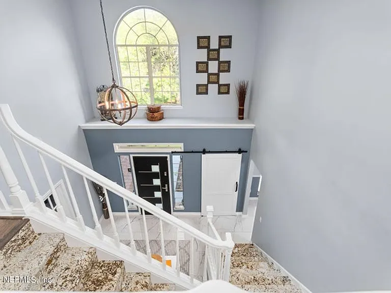 425 Oak Pond Dr — Photo 16
