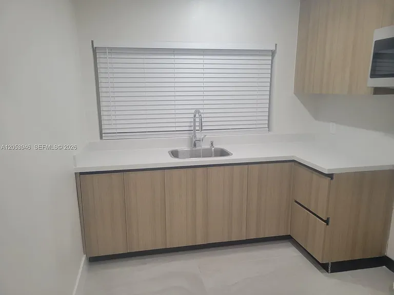 2900 W Flagler St #11 — Photo 8