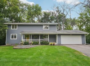 2400 Indian Rd W, Minnetonka, MN 55305