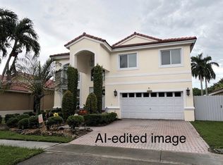 Replat Of Country Lakes, Hollywood, FL 33027