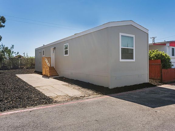 2nd image of 2030 E Grayson Rd Space 26