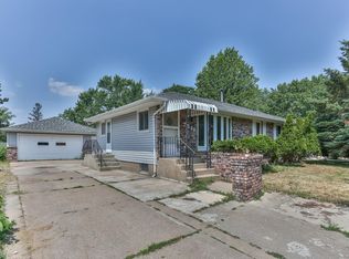 7518 4th St NE, Fridley, MN 55432