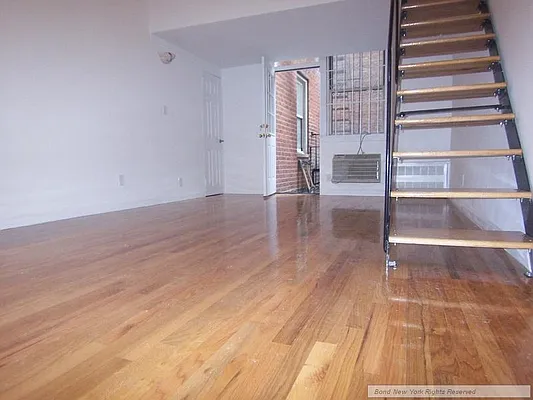 Rented by Bond New York | media 4