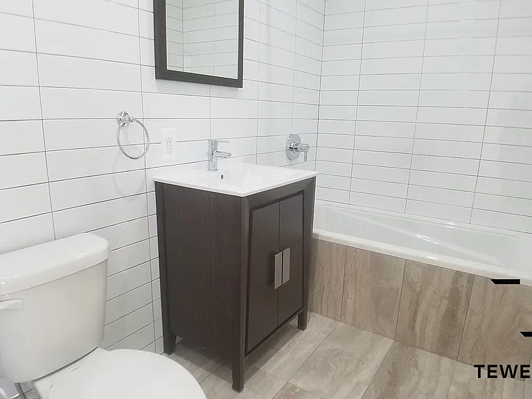 508 Manhattan Ave #2BB — Photo 9