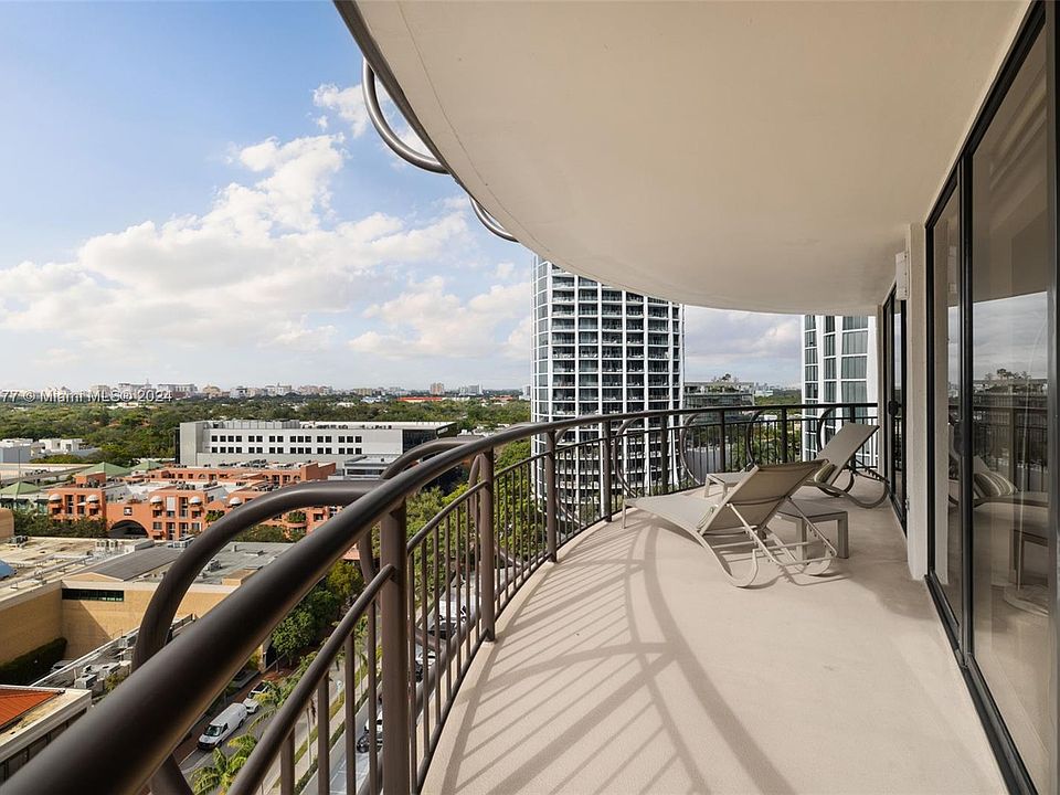 1st image of 2843 S Bayshore Dr APT 17A