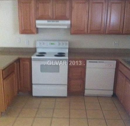 3rd image of 1125 Century Garden Dr #A