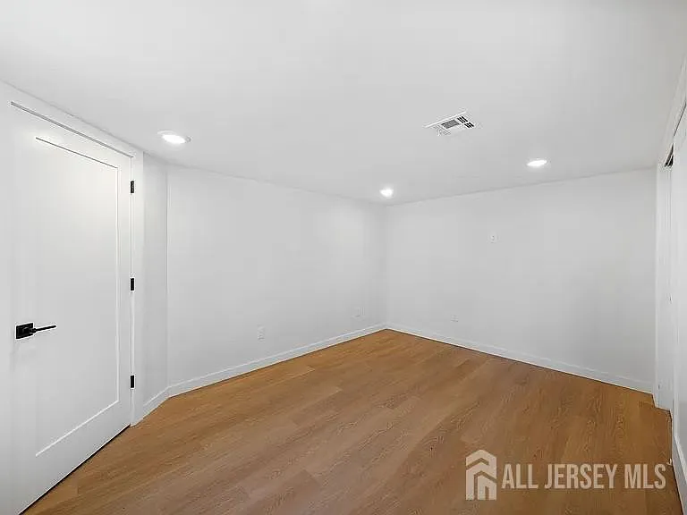 3 Meadow Rd #1 — Photo 6