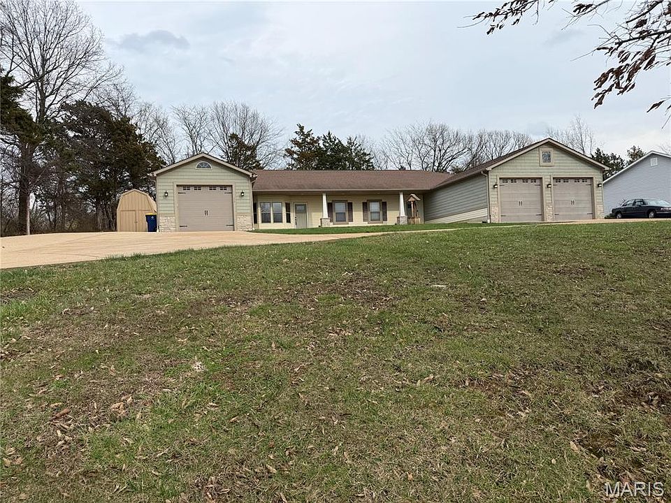 1st image of 1510 Villa Dr