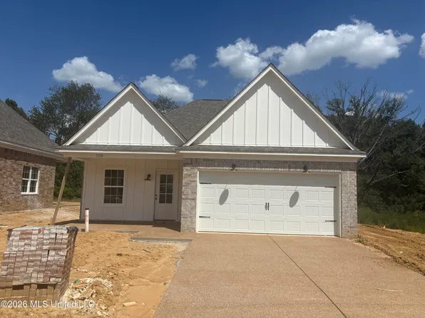 7198 Fairmont Pl, Southaven, MS 38671
