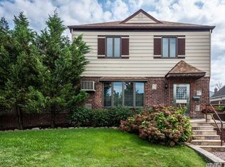 14584 6th Ave, Whitestone, NY 11357