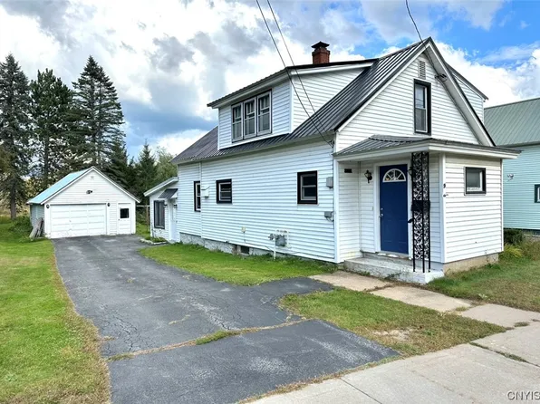 9 S Broad St, Carthage, NY 13619