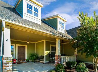 1223 Chancery Ln, Rogers, AR 72718