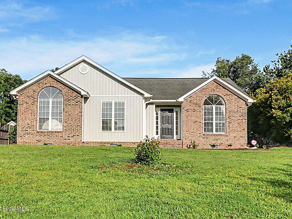 1st image of 204 Bramble Court