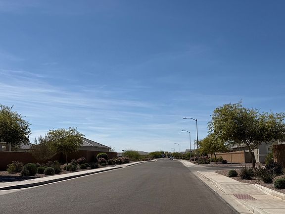 4th image of 1086 W Avalon Canyon Dr