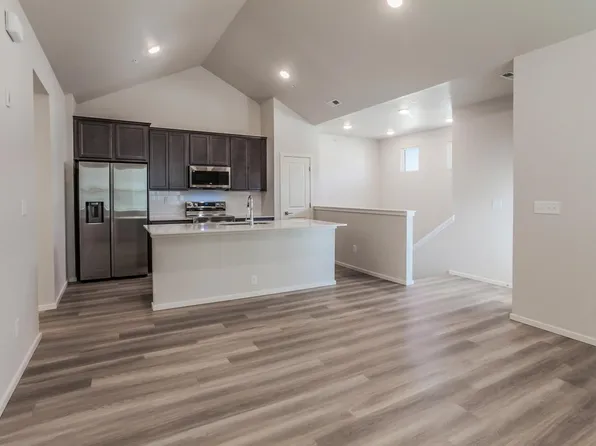 1811 Bounty Dr #1, Windsor, CO 80550