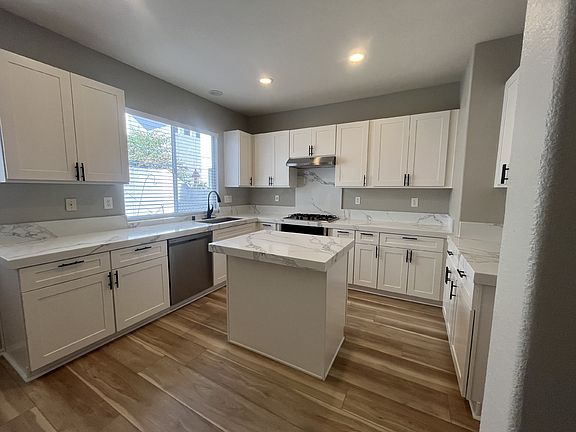 5th image of 5467 Clermont Ct