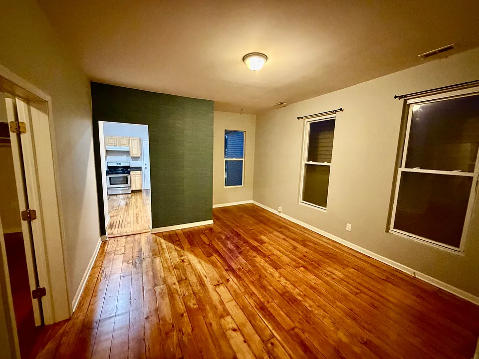 2612 W Armitage Ave #2