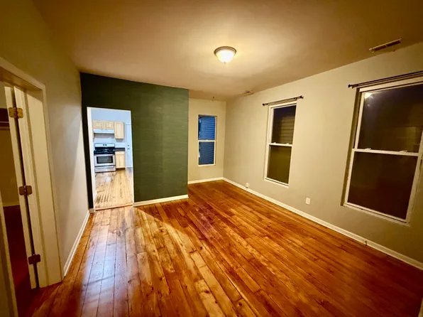 2612 W Armitage Ave #2, Chicago, IL 60647
