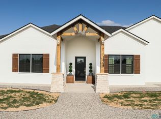1808 Indigo Dr, Artesia, NM 88210