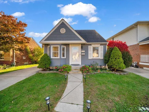 22213 Audette St, Dearborn, MI 48124