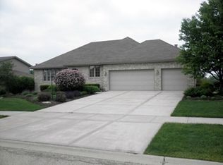19185 Juniper Ln, Mokena, IL 60448