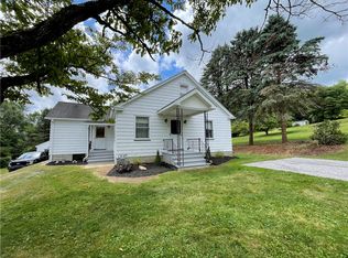 21 Kenmore Rd, Greenville, PA 16125