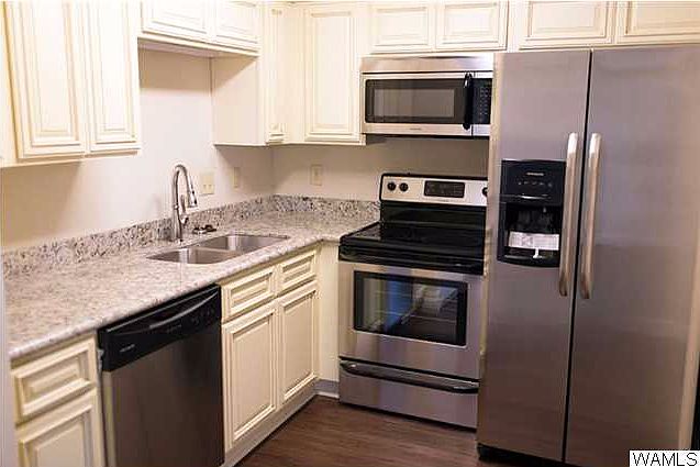 2nd image of 619 15th Ave APT C