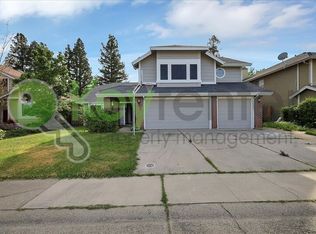 1495 Deerfield Cir, Roseville, CA 95747