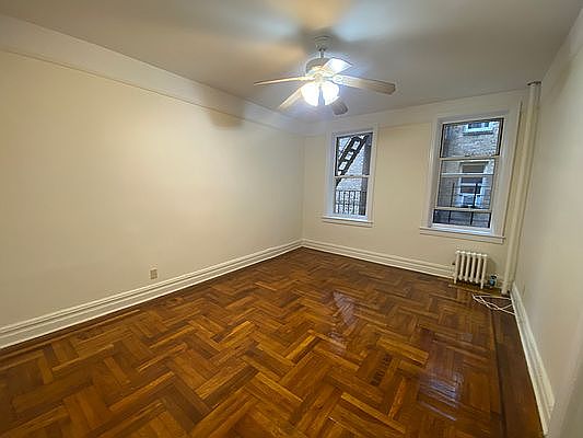 5th image of 4115 46th St APT 2K