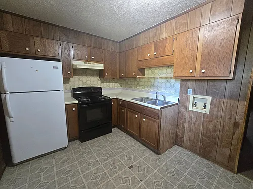 208 Julian Ave Photo 1