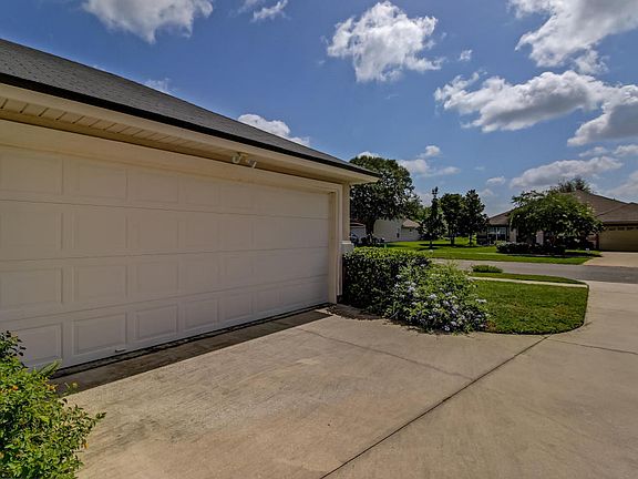 4th image of 387 Martin Lakes Dr W