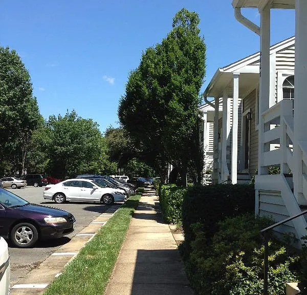 2857 Yarling Ct — Photo 17