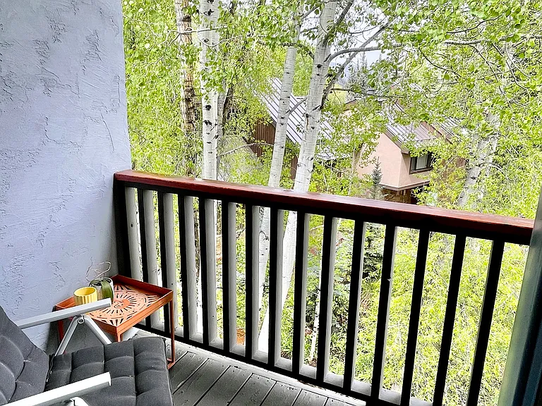 425 Park Cir #1 — Photo 11