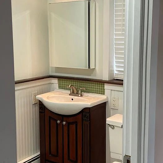 168 Mount Hope Ave #2 — Photo 24