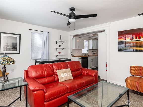 4th image of 671 Latham St