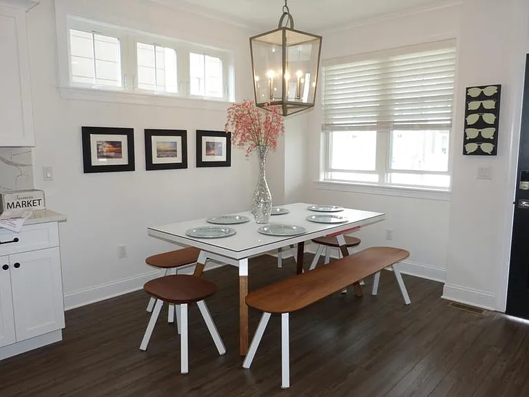 2717 Asbury Ave — Photo 10