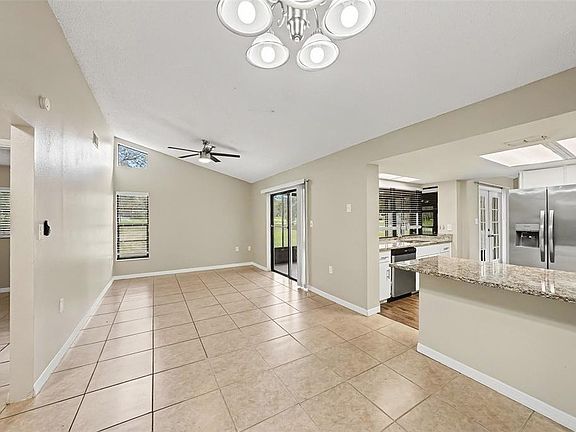 5th image of 8009 PAGODA DRIVE