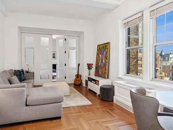 27 West 72nd Street image 1 of 10