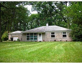 1st image of 917 White Oak Dr