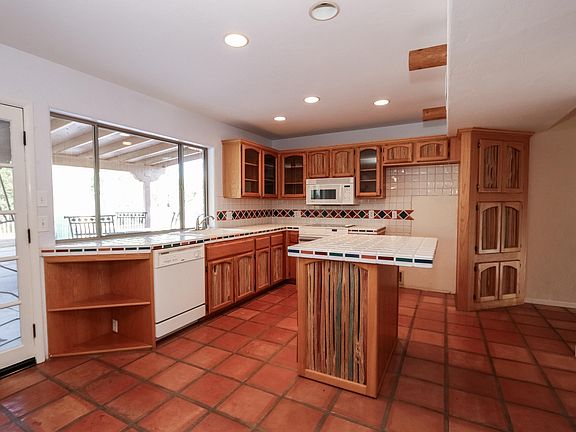 4th image of 4520 N Rocky Creek Cir