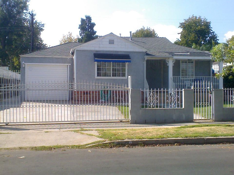 1st image of 8129 Noble Ave
