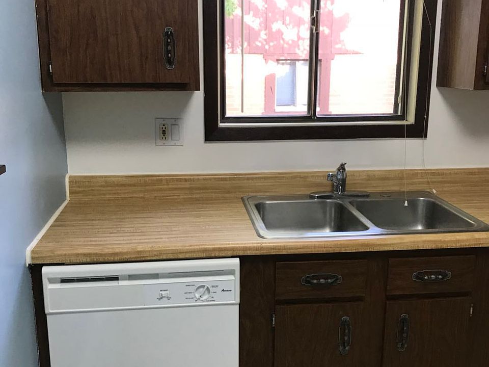 1st image of 1513 N Winslowe Dr APT 3A