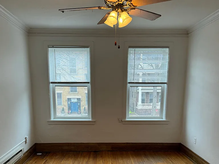 658 Grand Ave #E — Photo 5